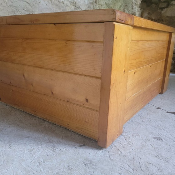 Image 1 of Coffre Sélection bench by Charlotte Perriand for Les Arcs