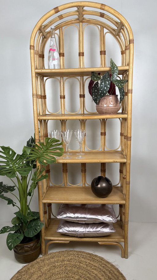 Bibliothèque vintage en bambou et rotin / bibliothèque avec étagères en bois