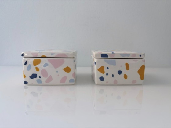 Set di 2 scatole in ceramica con design terrazzo – Ciotole (photo 7 of 9)