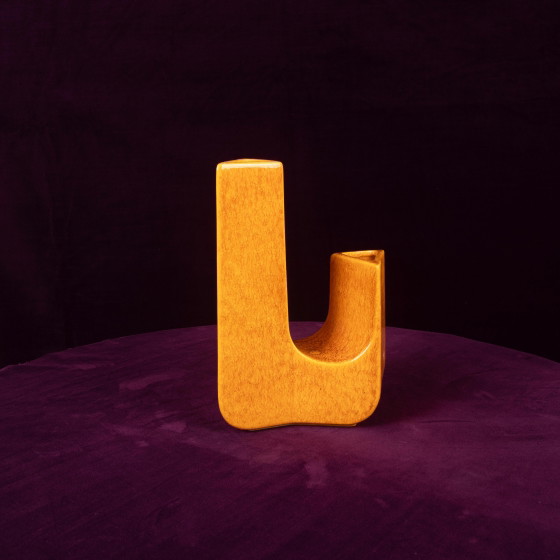 Sculptural Amber Ceramic Space Age Vase, Italy 1970 (photo 19 of 20)