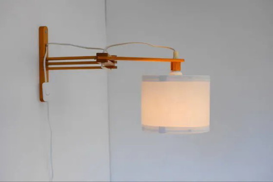 Image 1 of Applique murale accordéon de style scandinave moderne du milieu du siècle, années 1970