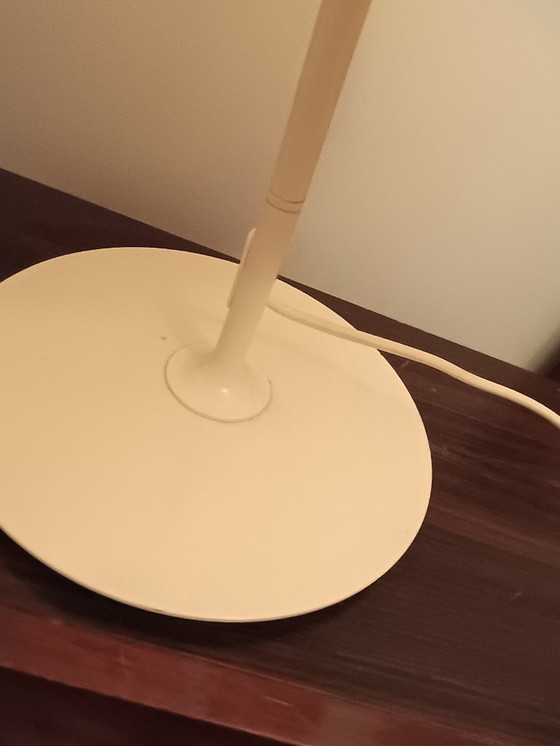 Image 1 of Lampada da tavolo modello Kulla raro fuori produzione colore bianco 