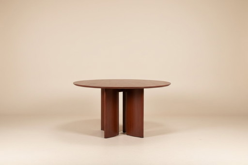Acro | Round dining table