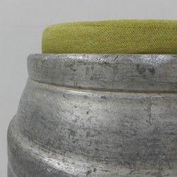 Tabouret industriel en aluminium pour tonneaux de bière