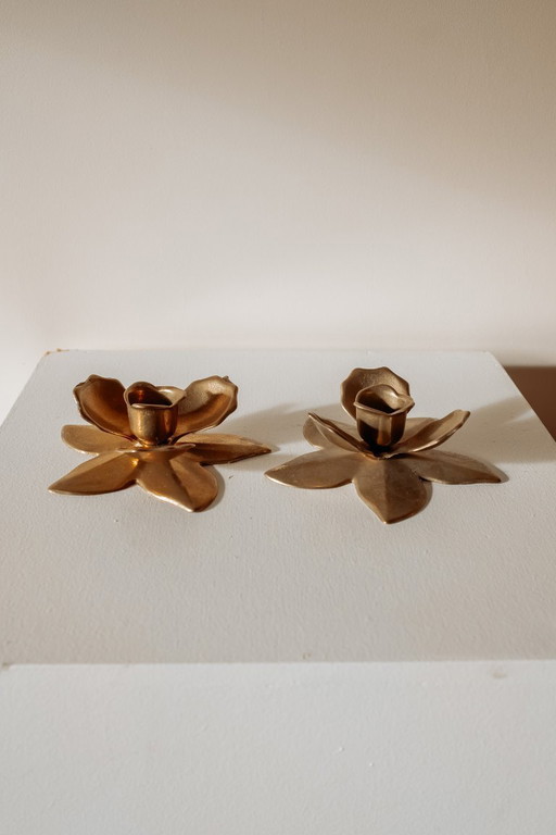 Set aus 2 Vintage-Kerzenständern aus Messing in Blumenform