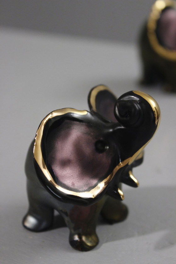 Image 1 of Romolo Verzolini & Studio Errevi - Par de elefantes de cerámica negros y dorados, años 70
