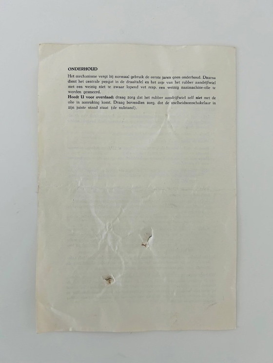 Image 1 of gramophone portable Philips - vers 1955 - complet et en état de marche - avec notice d'origine