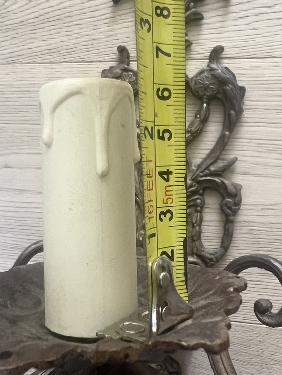 Image 1 of Antiche lampade da parete in bronzo in stile rococò francese - Coppia