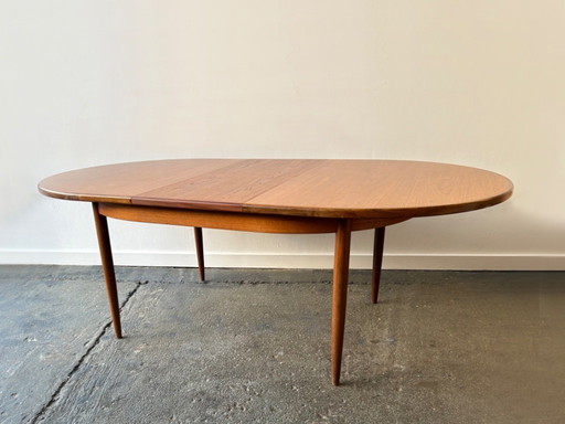 1960’s Mid-Century modern G Plan Fresco extending dining table