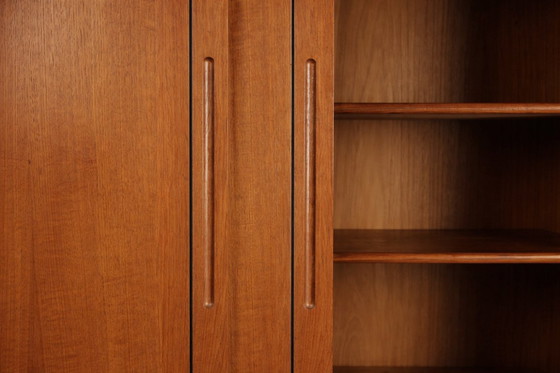 Image 1 of Credenza alta vintage in teak marrone danese moderno di metà secolo, anni '50