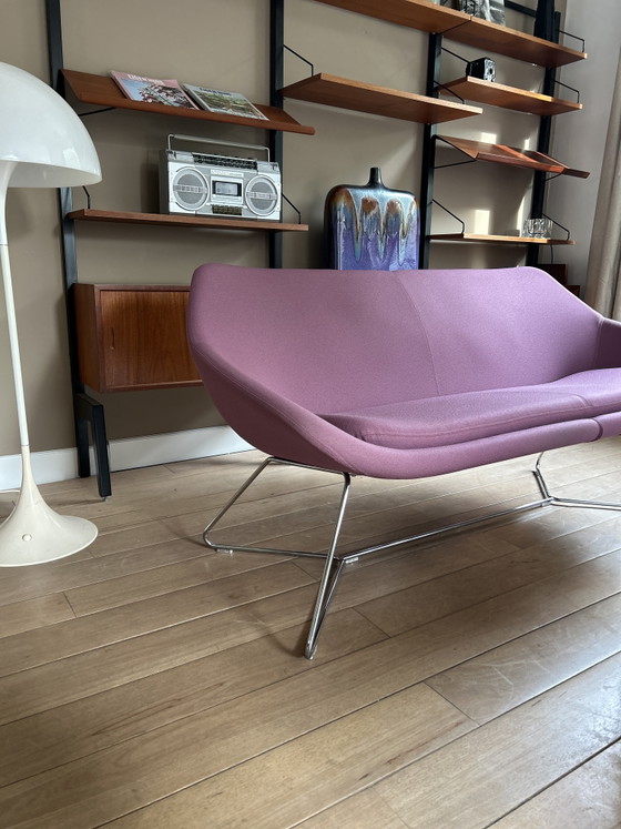 Allermuir Design Bank Sofa (2 beschikbaar) – Banken, Metal, Textile (photo 2 of 6)