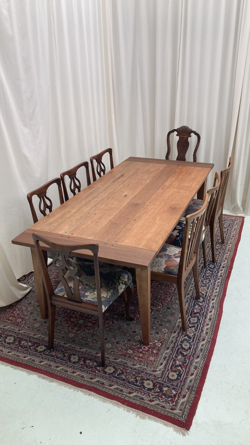 Grande table à manger en teck