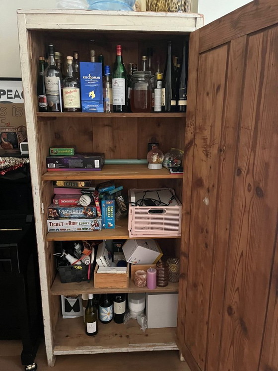 Image 1 of Hongaarse meisjeskast originele kleur