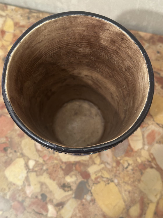 Image 1 of Vintage vaas met gebeitelde en beschilderde decoratie - Devres aardewerk