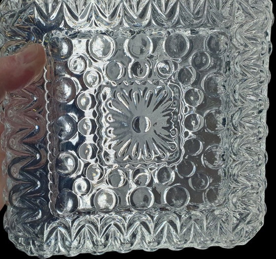 Image 1 of 2242 Lampada da soffitto massiccia in vetro a rilievo quadrato