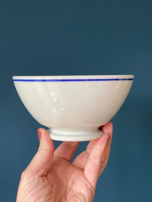 Sarreguemines set of 4 vintage bowls white with blue rim