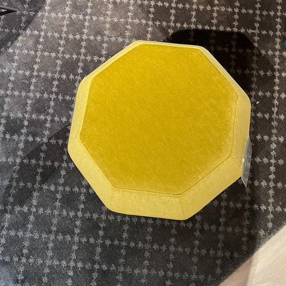 Image 1 of Leolux Amulet poef