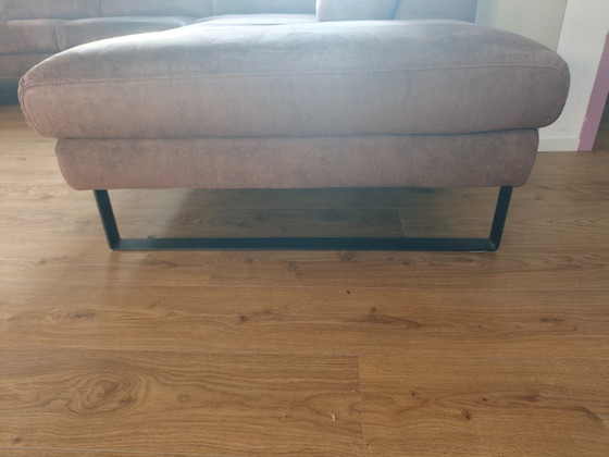 Large U-shaped corner sofa with chaise longue and adjustable headrests, Montel, Textile, Metal, Brown, Modern (photo 4 of 5)