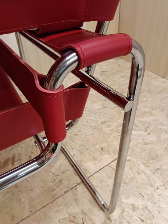 Image 1 of KNOLL Studio Set van 2 WASSILY B3 fauteuils (NIEUW) in rood leer