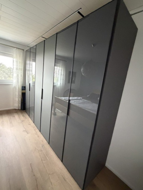 Armoire à portes battantes de haute qualité avec verre volcanique - comme neuve – Other (photo 3 of 5)