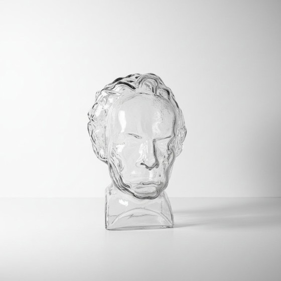 Image 1 of Buste en verre de Ludwig van Beethoven – par Ingrid Glass
