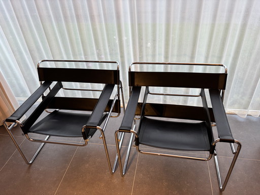 2 prachtige vintage Wassily stoelen van Marcel Breuer