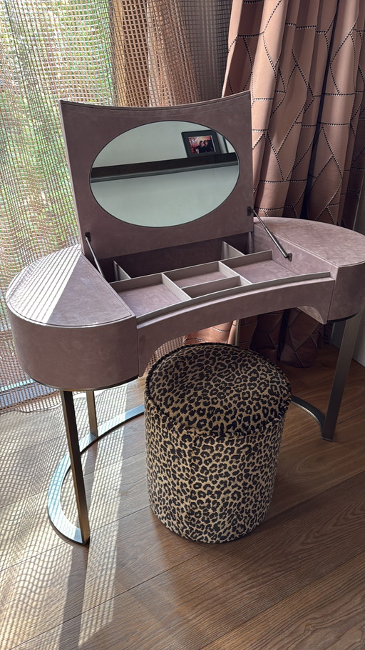 Baxter Yves make-up tafel