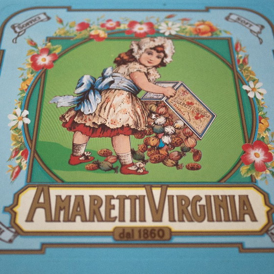 Vintage 90s Amaretti Virginia Italian cookie tins in red and aqua blue – Decorative Objects, Metal (photo 10 of 10)