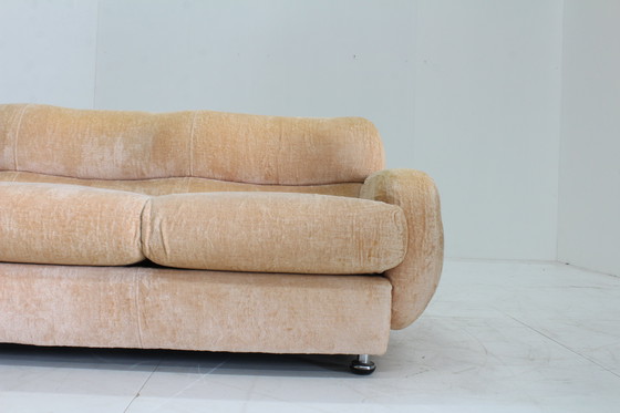 Image 1 of Vintage Italian beige sofa 1970s