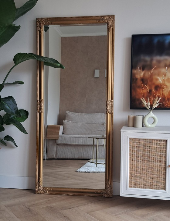 Image 1 of Grote goudbronze antieklook spiegel met facet