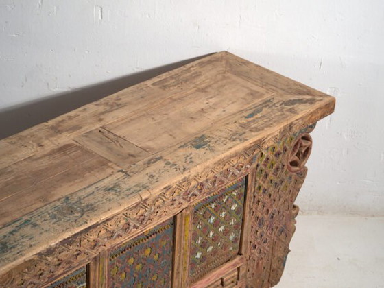 Antique Chinese carved fir low sideboard with ornate panels – Gansu, circa 1930 (photo 11 of 40)