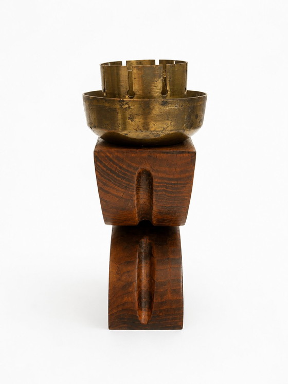 Image 1 of Vintage Art Deco houten kaarsenhouder, sculpturale messing kandelaar uit het midden van de 20e eeuw