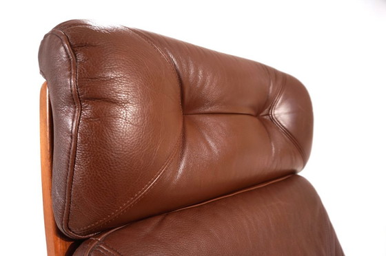 Image 1 of EMC teakhouten leren fauteuil, 1960