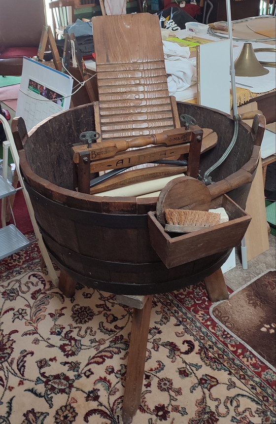 Bañera de madera antigua y juego completo de lavandería. – Cuvier ancien en bois et son ensemble de buanderie (photo 5 of 15)
