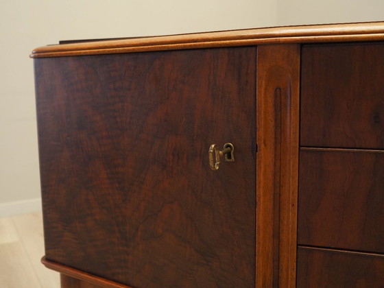 Image 1 of Credenza in noce, design danese, anni '60, prodotta in Danimarca