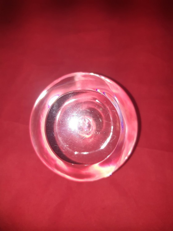 Image 1 of Tiffany & Co. Pisapapeles de cristal manzana