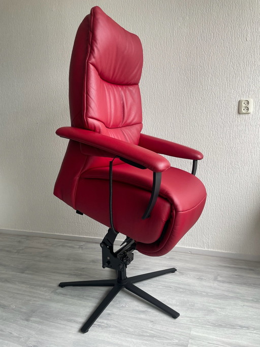 Adjustable recliner chair - Red leather - As good as new