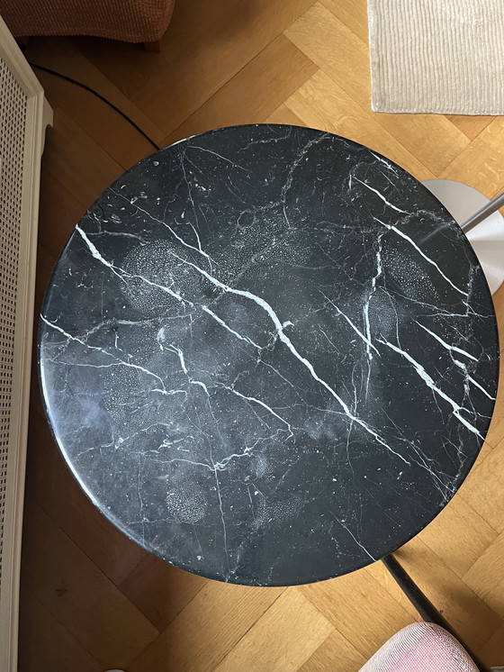 Image 1 of Marmeren tulip bijzettafel Saarinen Knoll