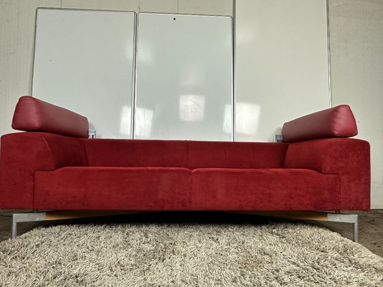 Image 1 of Canapé design 3 places Leolux Howlo rouge – Cuno Frommherz, 2002