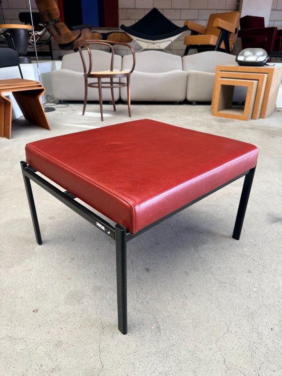 Artek Kiki Bank/Ottomane, Ilmari Tapiovaara – Hocker & Poufs, Leder, Metall (photo 2 of 8)