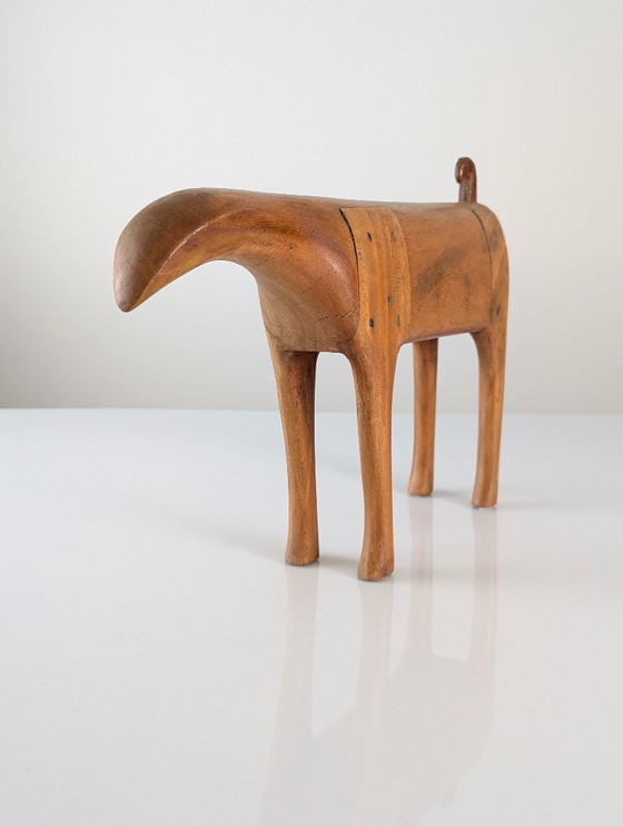 Image 1 of Sculpture abstraite d'animal en bois, design scandinave du milieu du XXe siècle