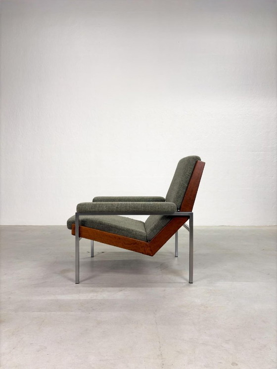 Image 1 of 'Lotus' Dames Fauteuil van Rob Parry voor Gelderland