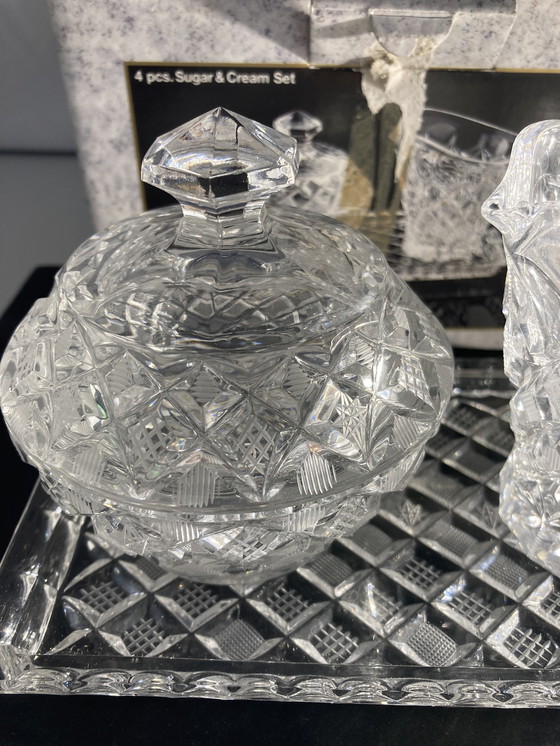 Image 1 of Brocca per il latte e zuccheriera in cristallo della Repubblica Ceca vintage degli anni '90 su un vassoio