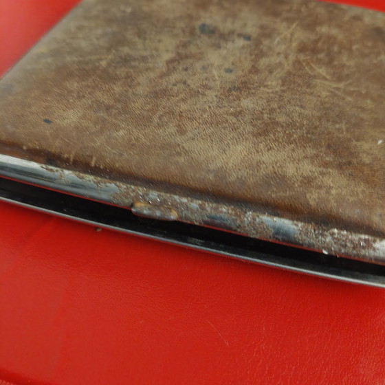 Vintage Merelbeke Souvenir Cigarette Case – Faux Leather & Metal – Belgian Mid-Century – Gifts (photo 6 of 10)