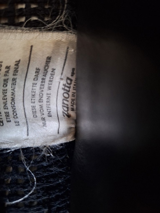 Image 1 of ¿Un sofá Zanotta de 3 plazas? ¿Hiciste una oferta? ¡Quién sabe!