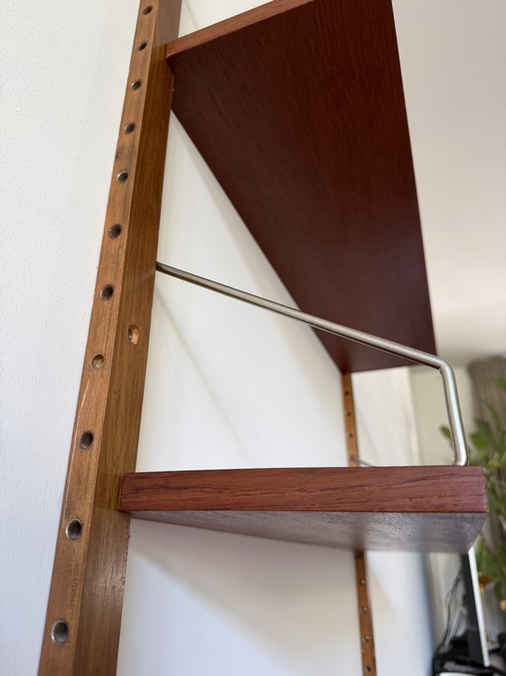 Image 1 of Splendido sistema di pareti divisorie Royal in teak di Poul Cadocius