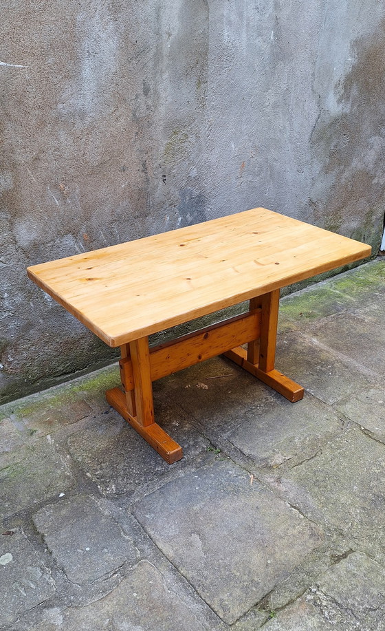 Image 1 of Charlotte Perriand Mesa de comedor Les Arcs