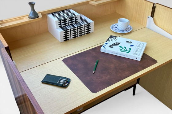 Image 1 of Secrétaire de style années 50, style Magic Box Home Office, en palissandre.