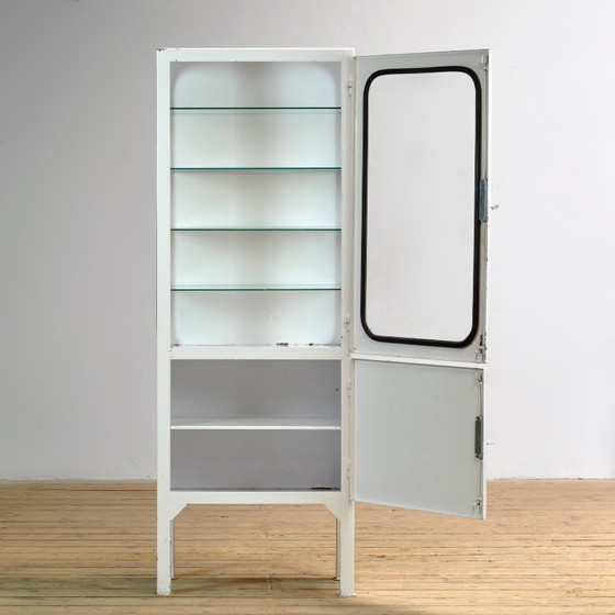 Image 1 of Armoire à pharmacie vintage, années 1970