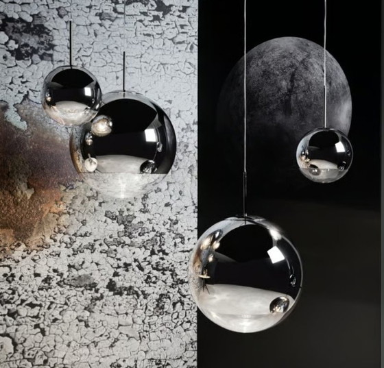 Image 1 of Set mit 5 Spiegelkugel-Pendelleuchten